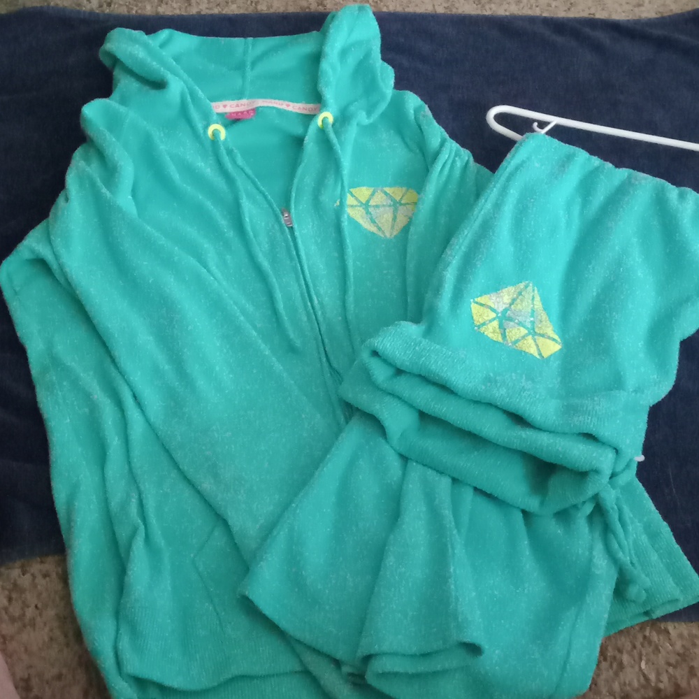 Y2K sweat suit